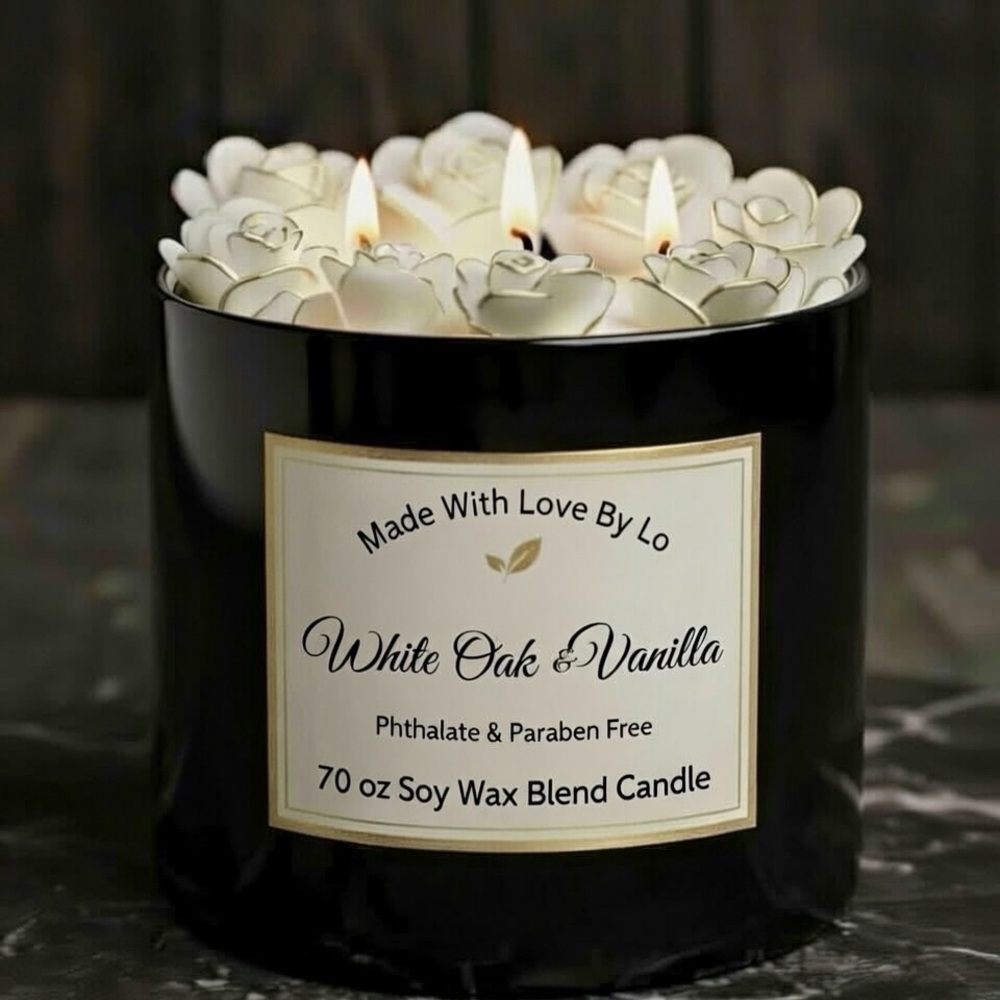 CANDLE BOUQUET 70 Oz Jumbo Soy Candle topped with white roses & gold trim